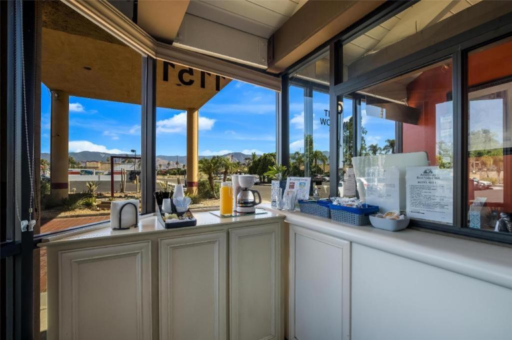 Americas Best Value Inn Redlands San Bernardino Exterior photo