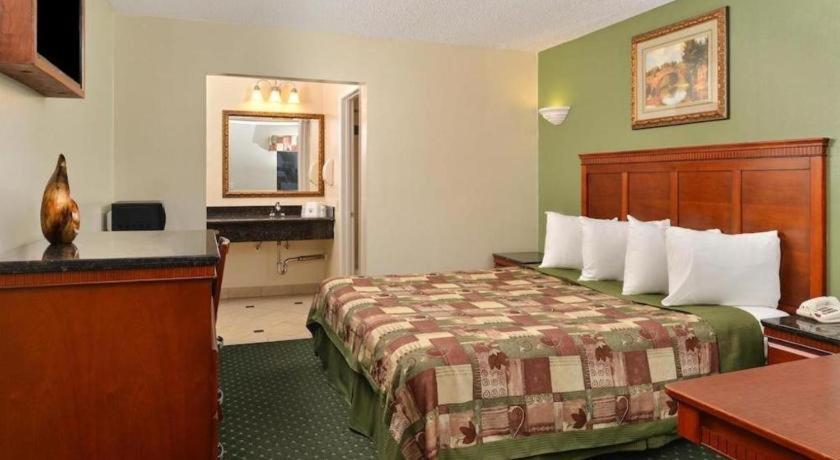 Americas Best Value Inn Redlands San Bernardino Exterior photo